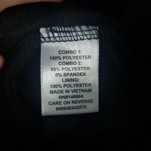 Elle Floral Dress. NWT - Picture 3 of 3